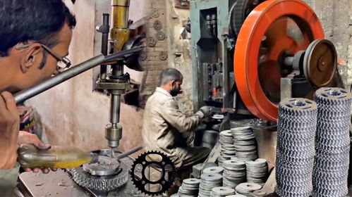 巴基斯坦零件加工廠,里面工人師傅個個技術強悍,產(chǎn)品質量過硬